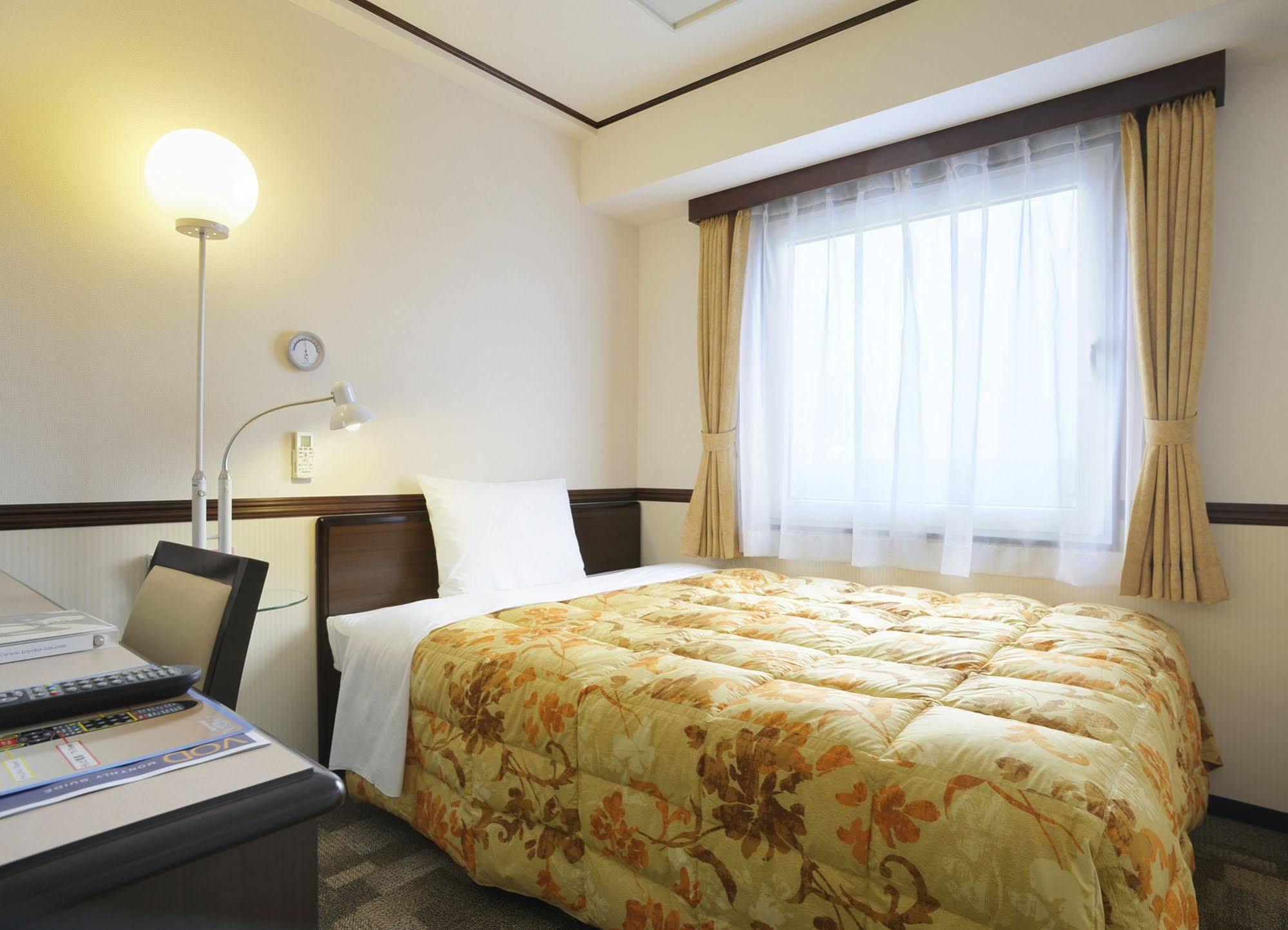 Toyoko Inn Shin-Yamaguchi-Eki Shinkansen-Guchi Exteriér fotografie