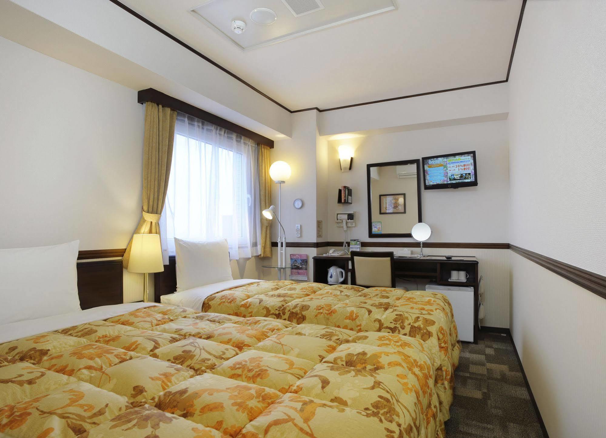 Toyoko Inn Shin-Yamaguchi-Eki Shinkansen-Guchi Exteriér fotografie